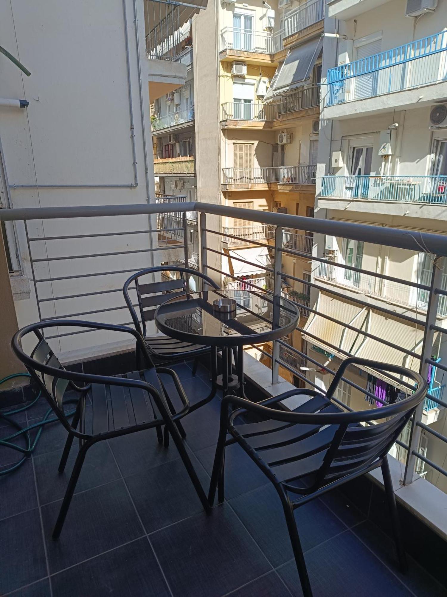 City Vibe-Siggrou 44 Family Studio Thessalonique Extérieur photo